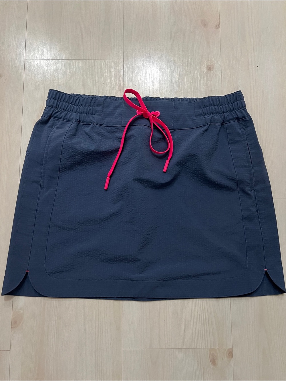 NWOT Vineyard Vines Performance Skirt